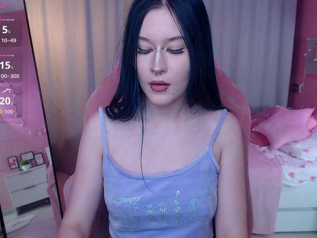 Bety-White live webcam show
