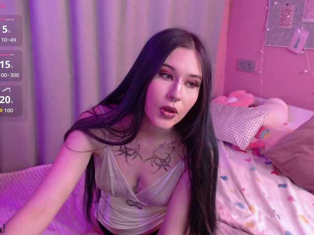 Bety-White live cam on BongaCams