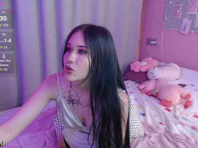 Bety-White Live Webcam on BongaCams