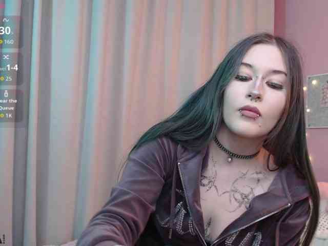 Bety-White webcam