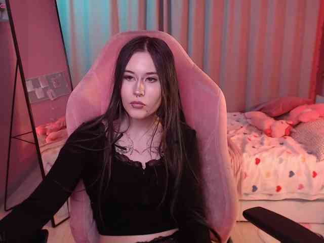 Bety-White webcam