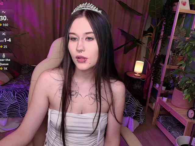 Bety-White webcam