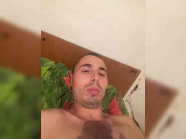 Luckymen11a Sex Cam Show