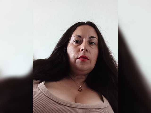 seliealmio live sex show