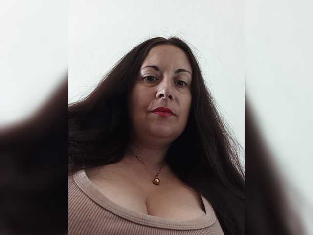 SelieAlMio live cam on BongaCams