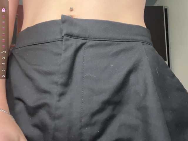 DottieSchirtzinger live cam on BongaCams