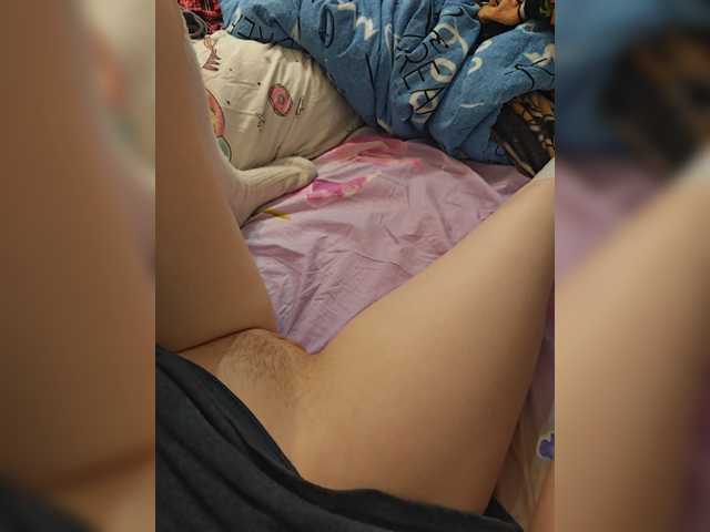 SweetFoxes live cam on BongaCams