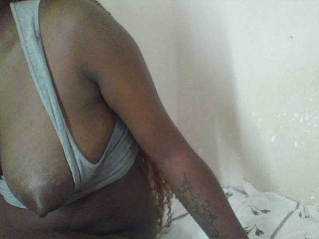Spicedpussy live cam on BongaCams