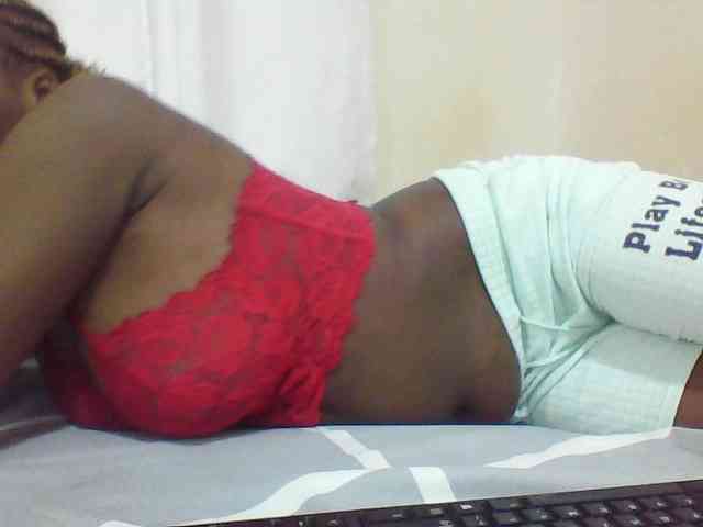Spicedpussy webcam