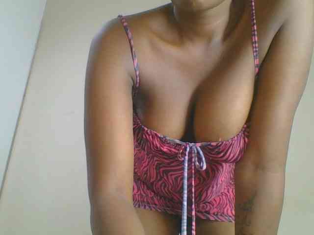 Spicedpussy webcam