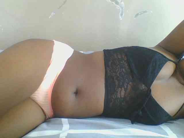 Spicedpussy webcam