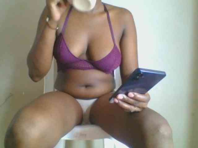 Spicedpussy webcam