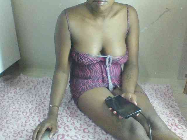 Spicedpussy webcam