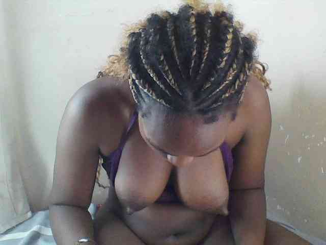 Spicedpussy webcam