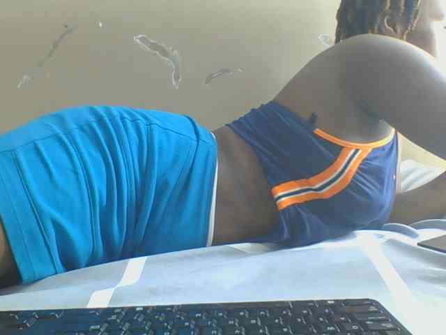 Spicedpussy webcam