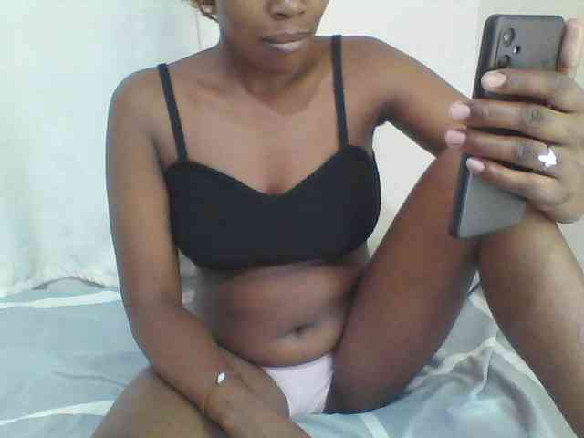 Spicedpussy webcam