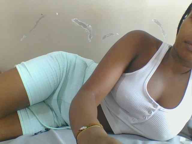 Spicedpussy webcam