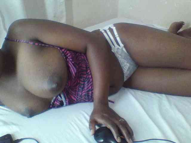Spicedpussy webcam