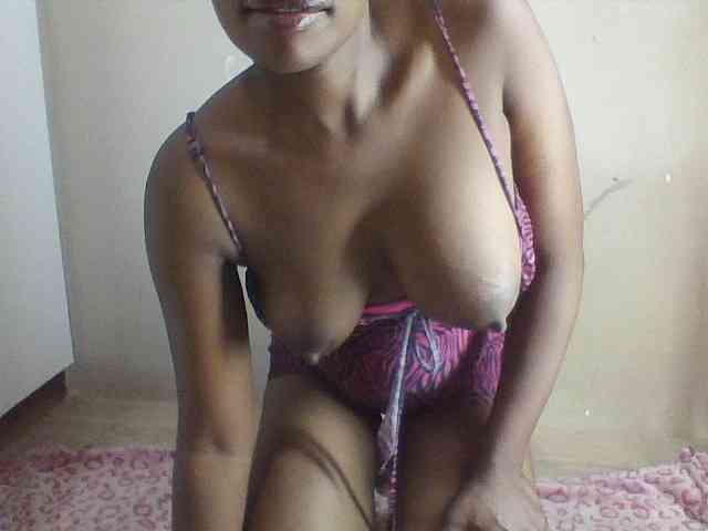 Spicedpussy webcam