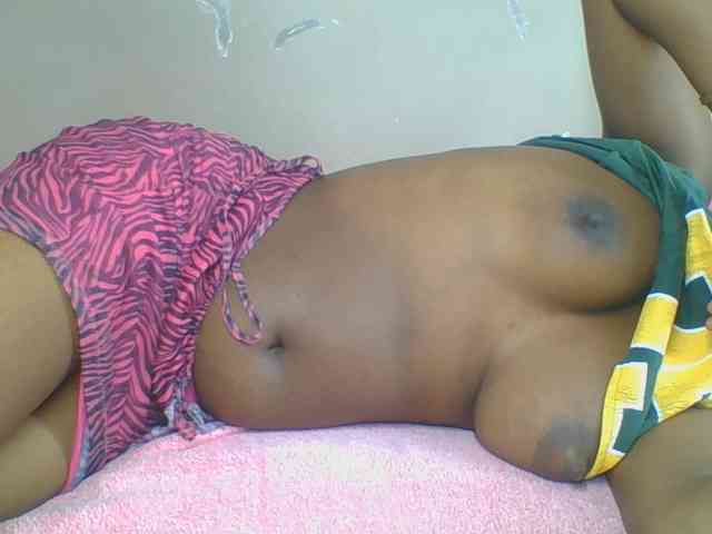 Spicedpussy webcam