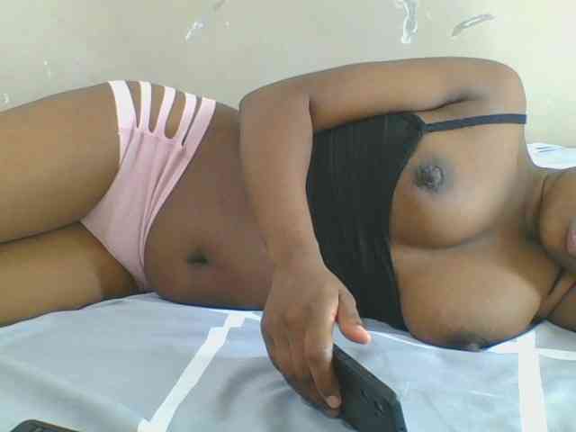 Spicedpussy webcam