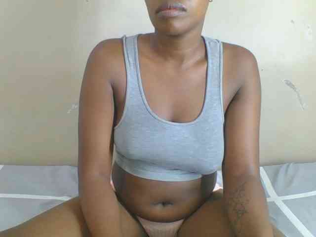 Spicedpussy webcam