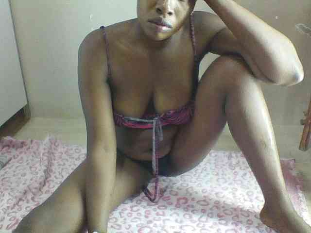 Spicedpussy webcam