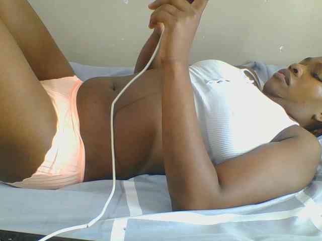 Spicedpussy webcam