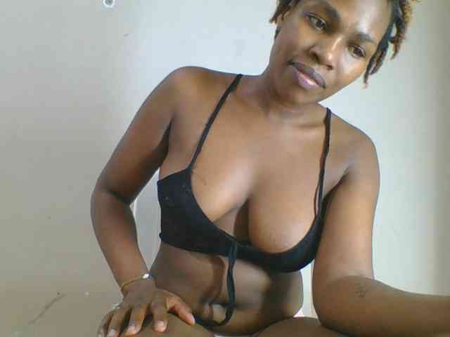 Spicedpussy webcam