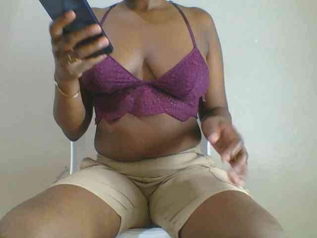 Spicedpussy webcam