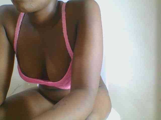 Spicedpussy Live Webcam on BongaCams