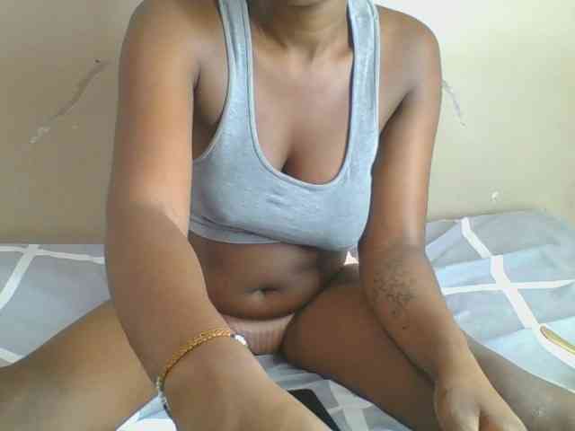 Spicedpussy webcam