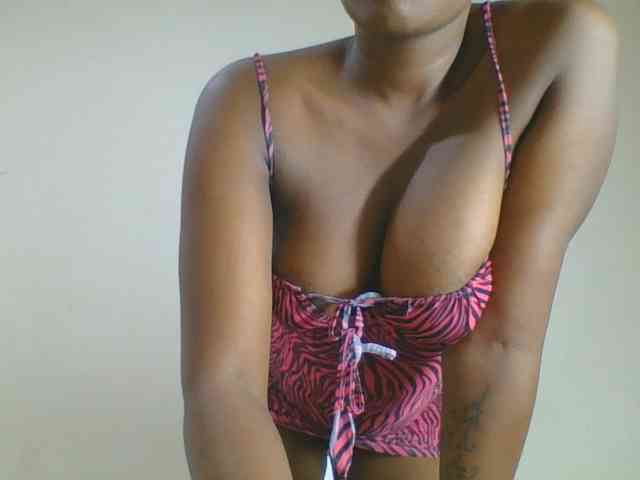Spicedpussy webcam