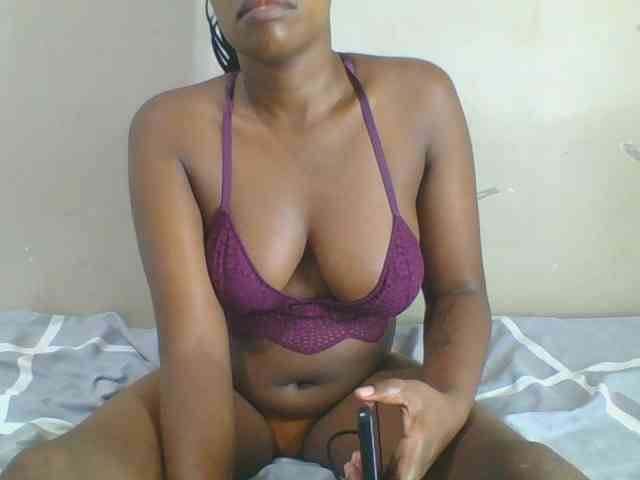 Spicedpussy webcam