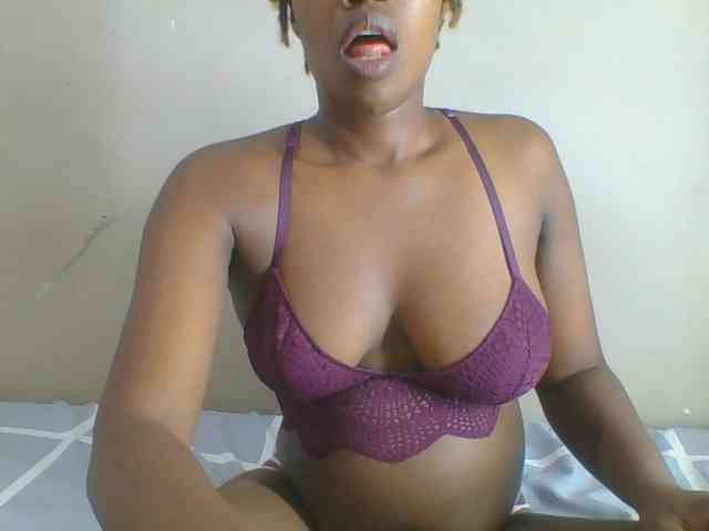 Spicedpussy webcam