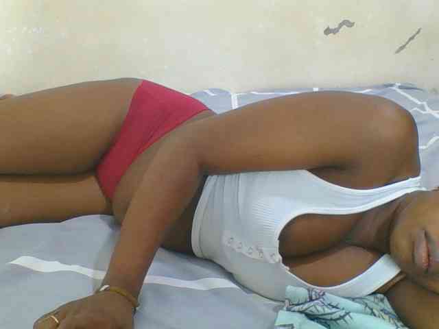Spicedpussy webcam