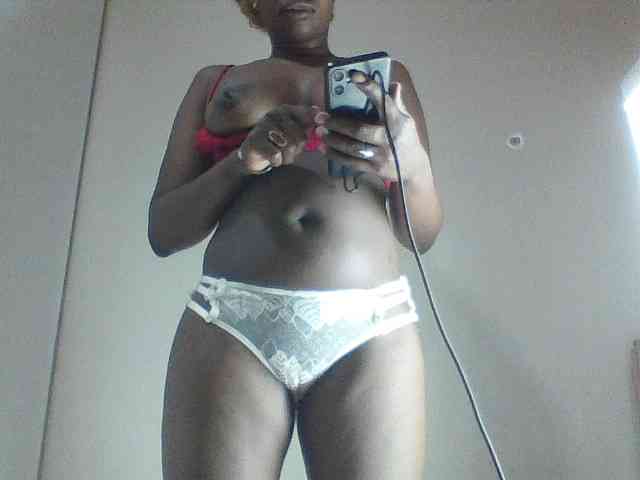 Spicedpussy webcam