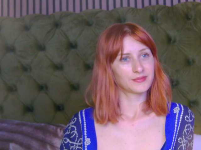 SiennaShapiro live cam on BongaCams