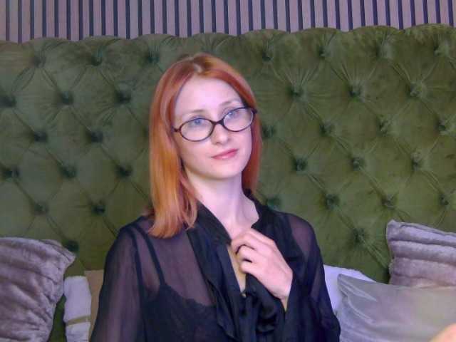 SiennaShapiro live cam on BongaCams