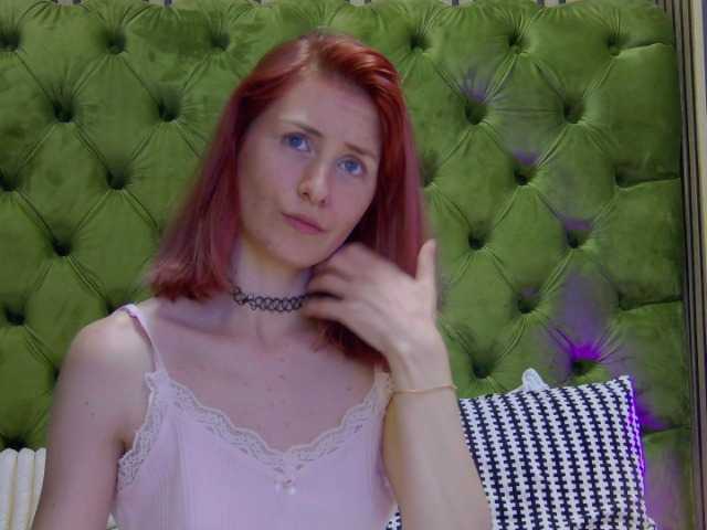 SiennaShapiro live cam on BongaCams