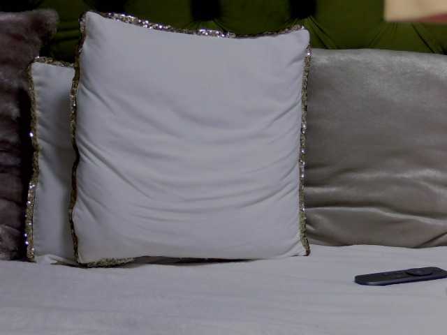 SiennaShapiro live webcam show