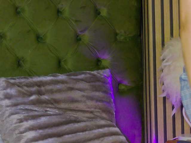 SiennaShapiro live cam on BongaCams