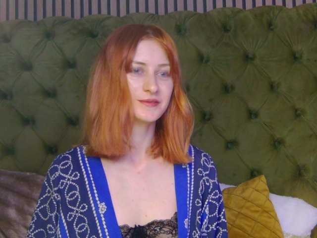 SiennaShapiro live cam on BongaCams