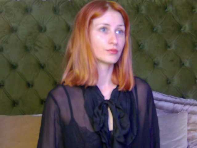 SiennaShapiro live cam on BongaCams