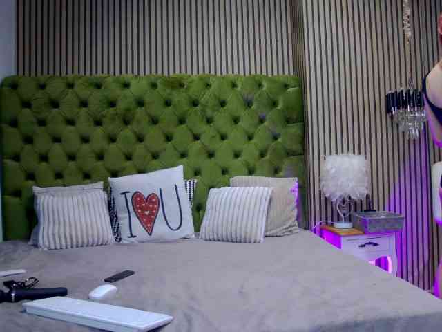 SiennaShapiro webcam