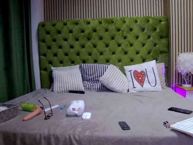 SiennaShapiro webcam