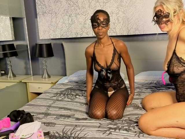 Anvessraa live cam on BongaCams