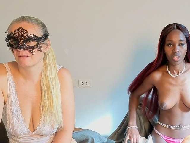 Anvessraa live webcam show