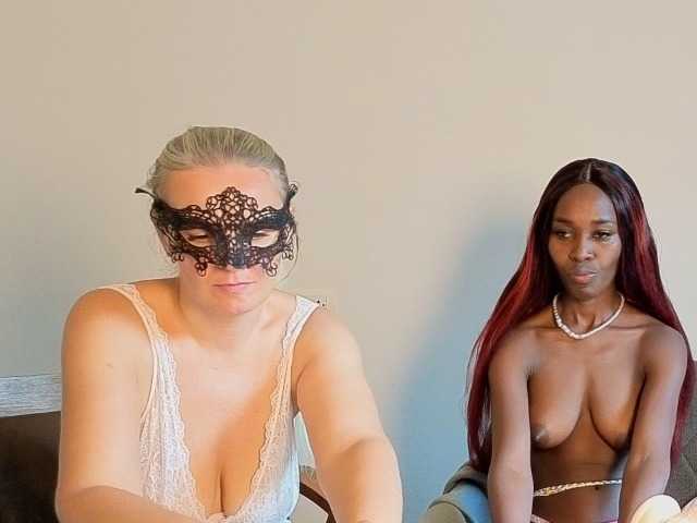 Anvessraa live webcam show