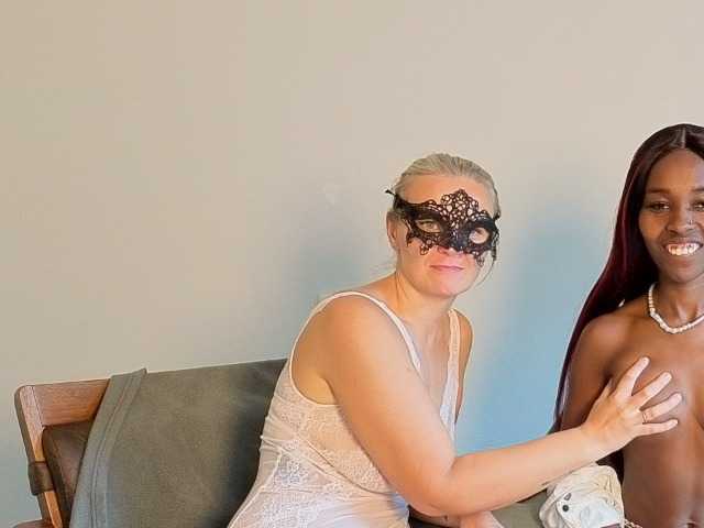 Anvessraa live webcam show